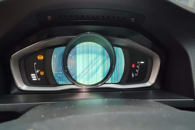 Used Volvo S60 2014 S60L T5 Intelligent Drive Edition Instrument Cluster