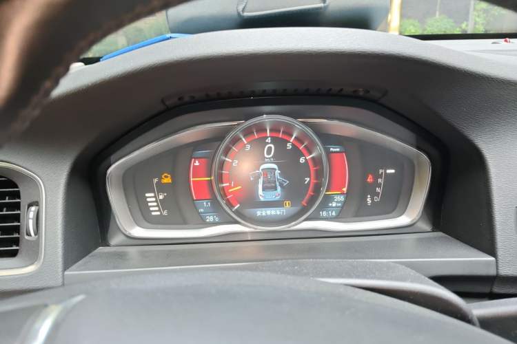 Used Volvo S60 2014 S60L T5 Intelligent Drive Edition Instrument Cluster