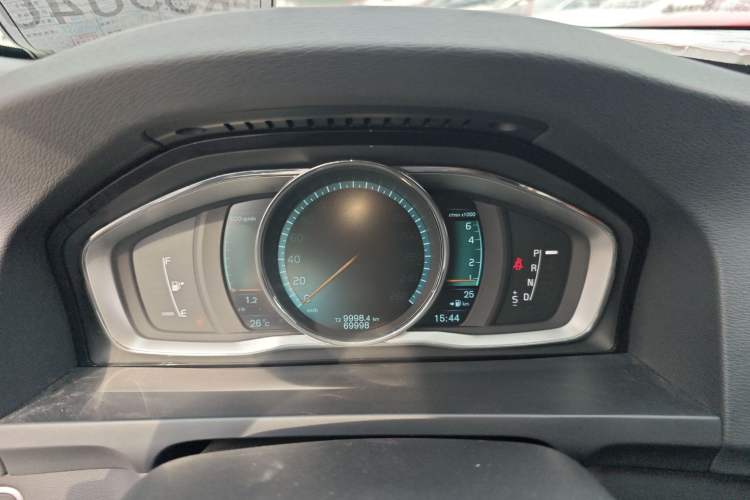 Used Volvo S60 2014 S60L T5 Intelligent Drive Edition Instrument Cluster