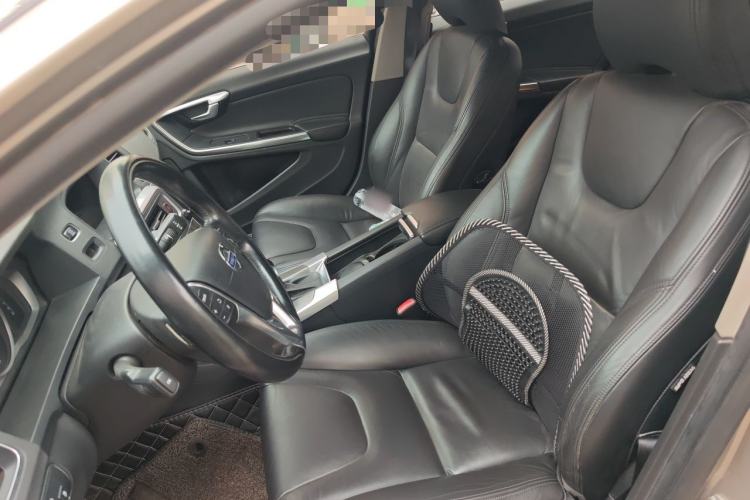 Used Volvo S60 2014 S60L 2.0T Zhiyuan Edition Left Front Seat