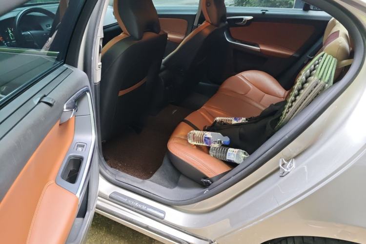 Used Volvo S60 2014 S60L T5 Intelligent Drive Edition Left Rear Seat