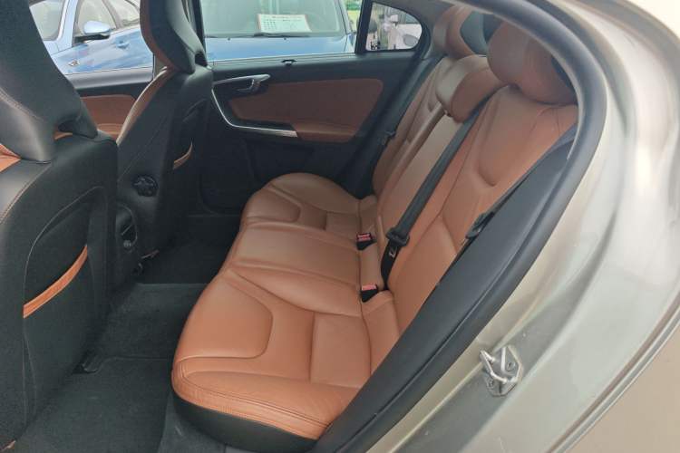 Used Volvo S60 2014 S60L T5 Intelligent Drive Edition Left Rear Seat