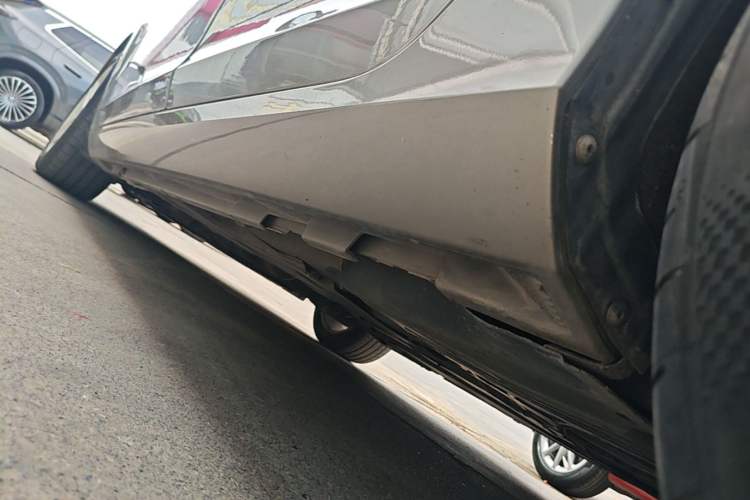Used Volvo S60 2014 S60L T5 Intelligent Drive Edition Left Side Sill