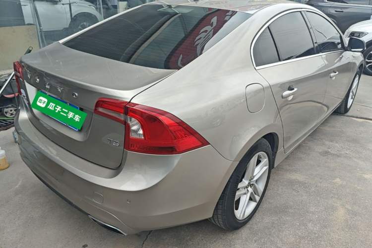 Used Volvo S60 2014 S60L T5 Intelligent Drive Edition Rear Right 45 Deg