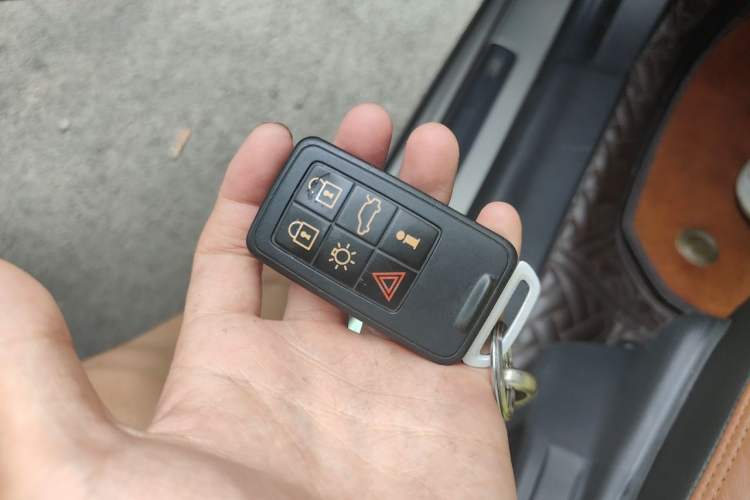Used Volvo S60 2014 S60L T5 Intelligent Drive Edition Vehicle Key