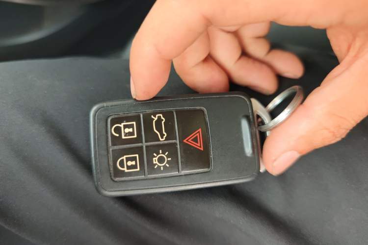 Used Volvo S60 2014 S60L 2.0T Zhiyuan Edition Vehicle Key