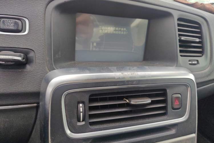Used Volvo S60 2014 S60L 2.0T Zhiyuan Edition Audio And AC Panel