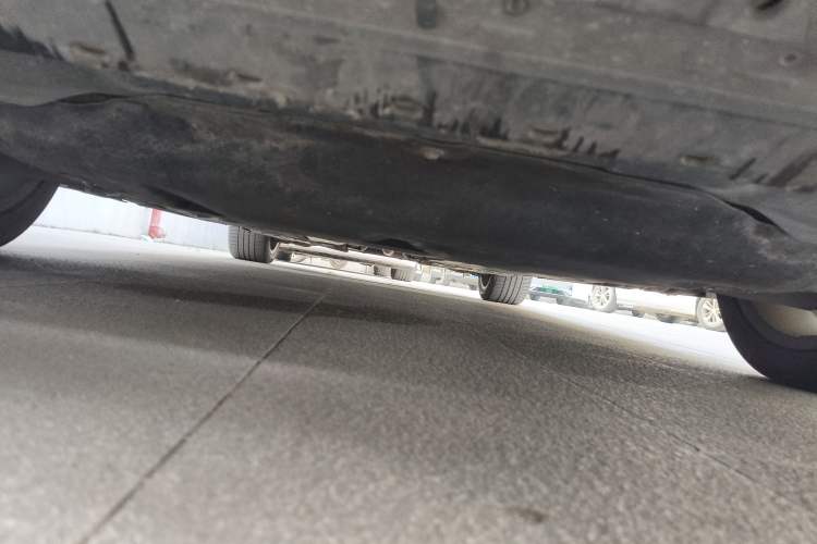 Used Volvo S60 2014 S60L 2.0T Zhiyuan Edition Chassis Front