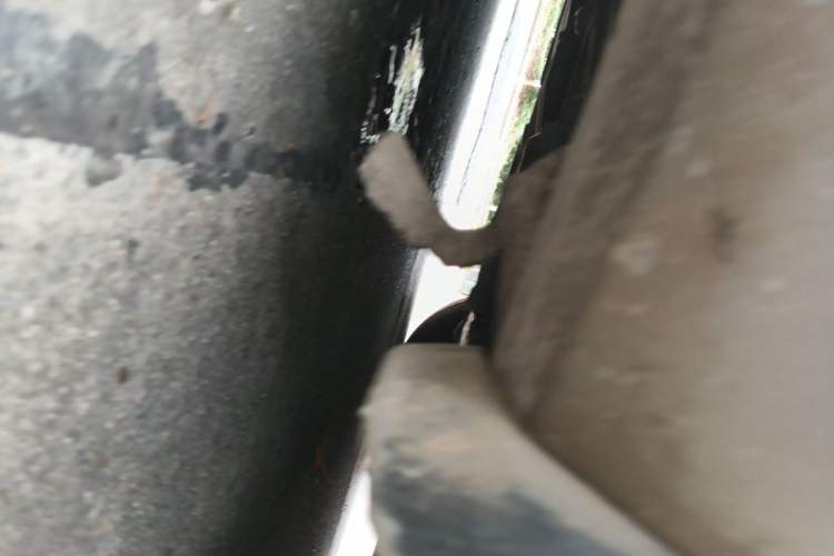 Used Volvo S60 2014 S60L 2.0T Zhiyuan Edition Chassis Front Right
