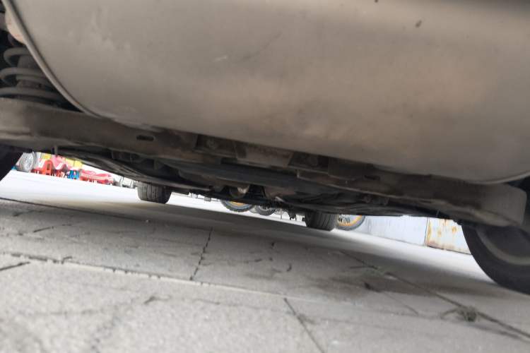Used Volvo S60 2014 S60L 2.0T Zhiyuan Edition Chassis Rear