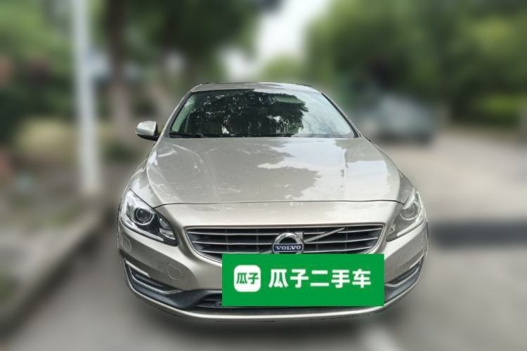 Used Volvo S60 2014 S60L 2.0T Zhiyuan Edition Front