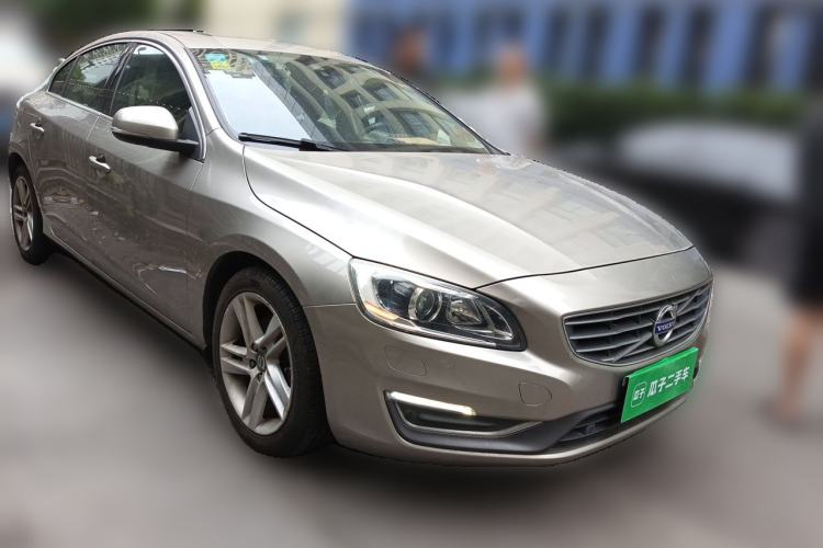 Used Volvo S60 2014 S60L T5 Intelligent Drive Edition Front Right 45 Deg