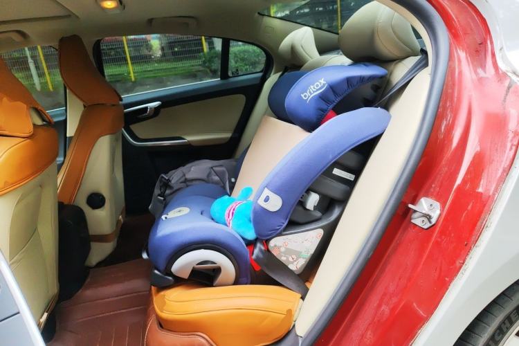 Used Volvo S60 2014 S60L T5 Intelligent Drive Edition Left Rear Seat