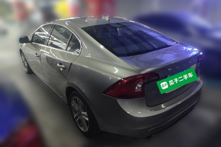 Used Volvo S60 2014 S60L 2.0T Zhiyuan Edition Rear Left 45 Deg