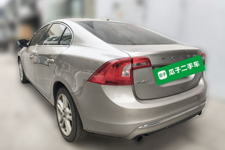 Used Volvo S60 2014 S60L 2.0T Zhiyuan Edition Rear Left 45 Deg