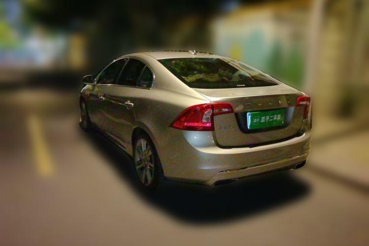 Used Volvo S60 2014 S60L T5 Smart Upgrade Edition Rear Left 45 Deg