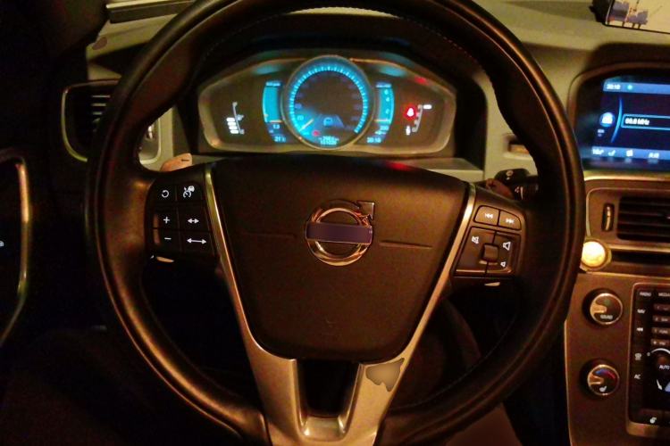 Used Volvo S60 2014 S60L T5 Smart Upgrade Edition Steering Wheel