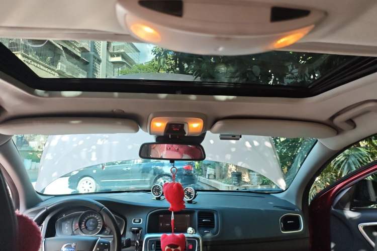 Used Volvo S60 2014 T5 Zhiyi Edition Headliner
