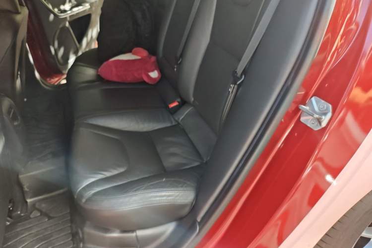 Used Volvo S60 2014 T5 Zhiyi Edition Left Rear Seat