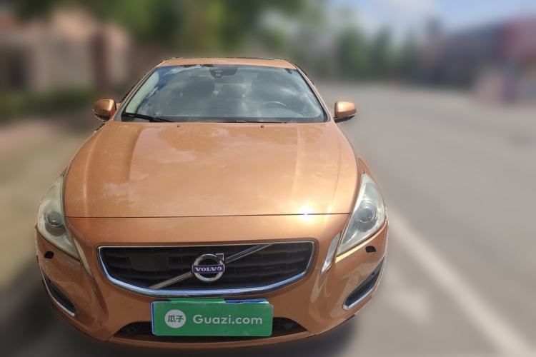 Used Volvo S60 2014 T5 Zhiya Edition Front