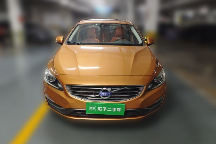 Used Volvo S60 2014 S60L 2.0T Zhiyuan Edition Front