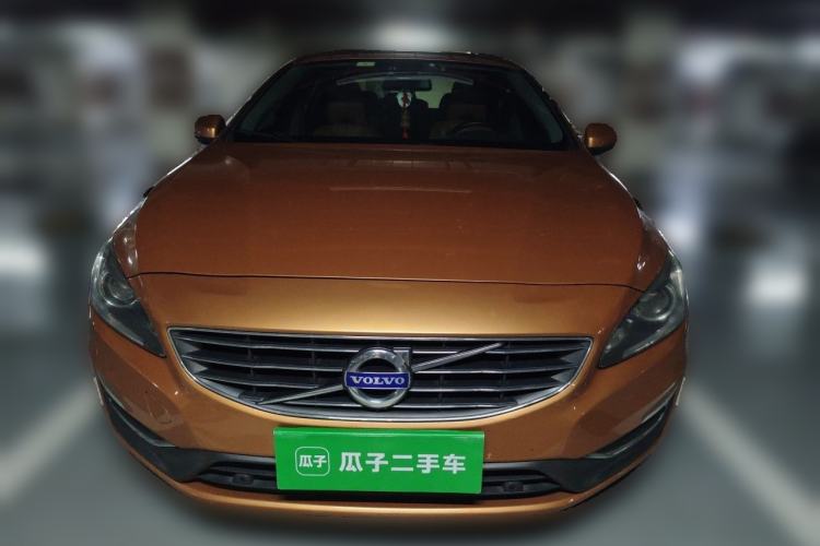Used Volvo S60 2014 S60L 2.0T Zhiyuan Edition Front