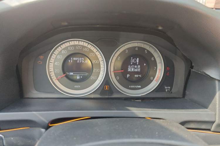 Used Volvo S60 2014 T5 Zhiya Edition Instrument Cluster