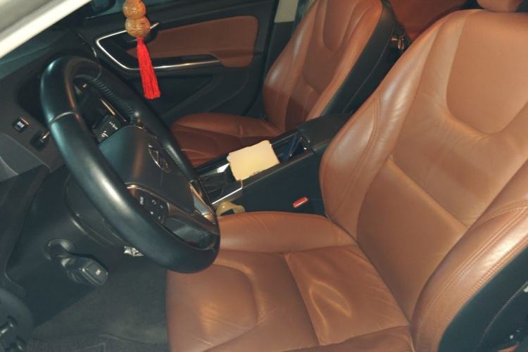 Used Volvo S60 2014 S60L 2.0T Zhiyuan Edition Left Front Seat