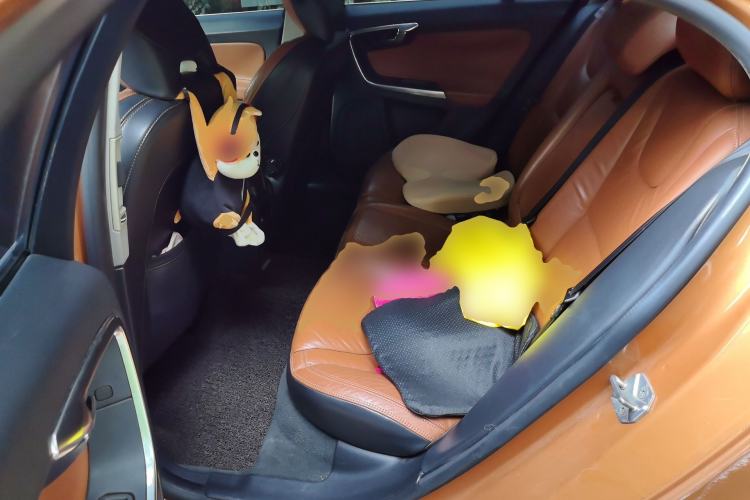 Used Volvo S60 2014 T5 Zhiya Edition Left Rear Seat