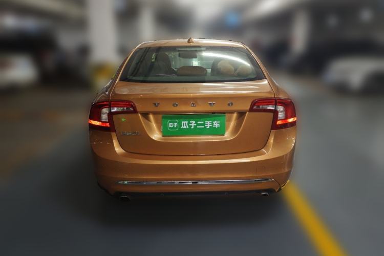 Used Volvo S60 2014 S60L 2.0T Zhiyuan Edition Rear