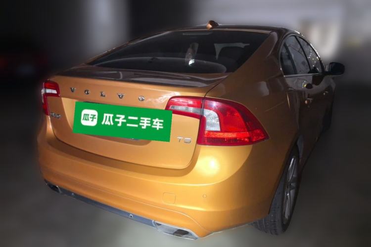 Used Volvo S60 2014 T5 Zhiya Edition Rear Right 45 Deg