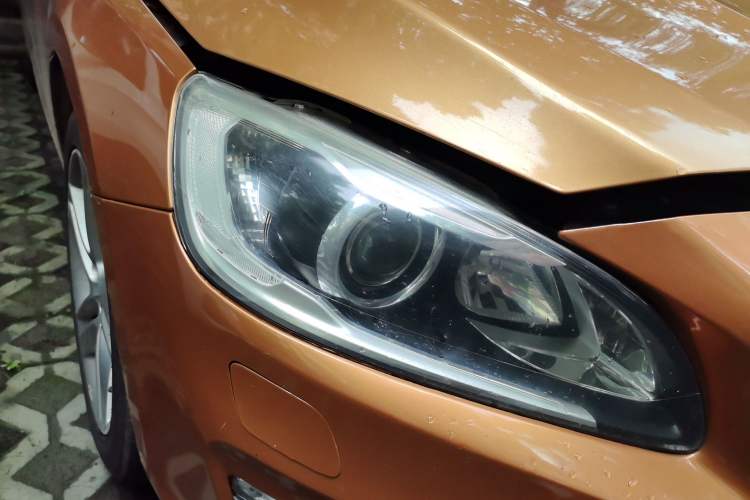 Used Volvo S60 2014 T5 Zhiya Edition Right Front Headlight