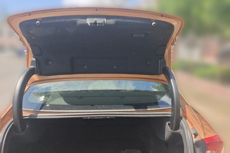 Used Volvo S60 2014 T5 Zhiya Edition Trunk