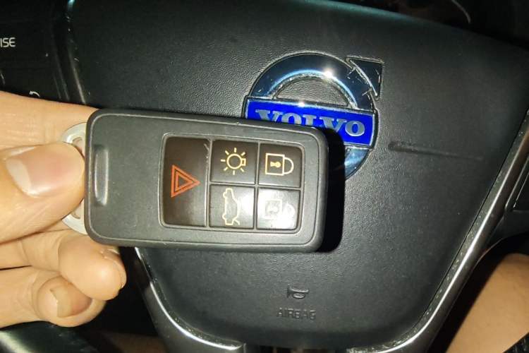 Used Volvo S60 2014 S60L 2.0T Zhiyuan Edition Vehicle Key