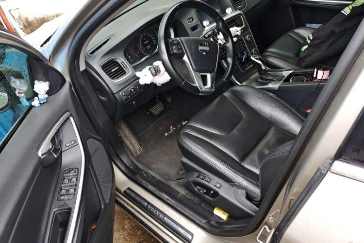 Used Volvo S60 2014 T5 Zhiyi Edition Driver Seat