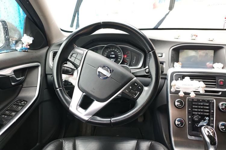 Used Volvo S60 2014 T5 Zhiyi Edition Steering Wheel