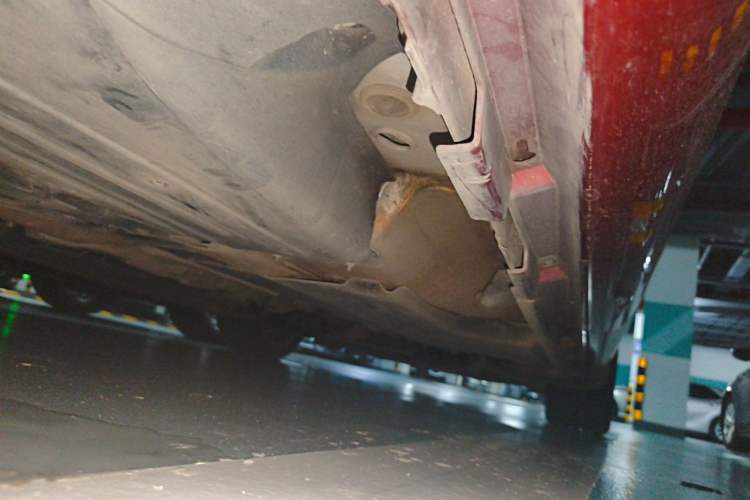 Used Volvo S60 2014 S60L 2.0T Zhiyuan Edition Chassis Rear Right