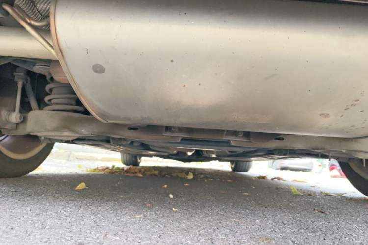 Used Volvo S60 2014 S60L 2.0T Zhiyuan Edition Chassis Rear