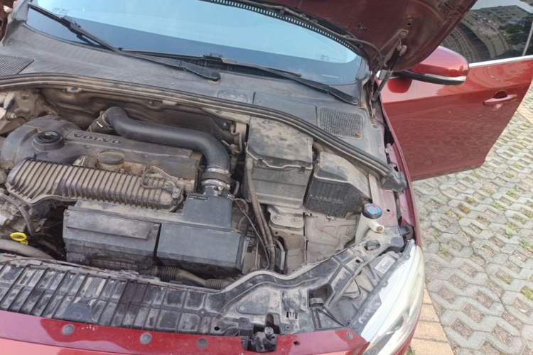 Used Volvo S60 2014 S60L T5 Intelligent Drive Edition Engine Bay Left