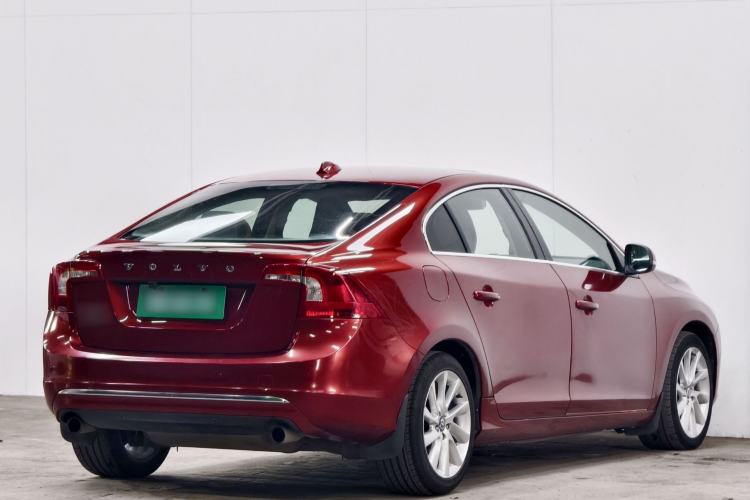 Used Volvo S60 2014 S60L 2.0T Zhiyuan Edition Exterior 3