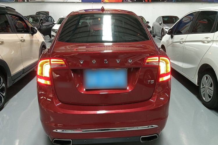 Used Volvo S60 2014 S60L T5 Intelligent Drive Edition Exterior 4