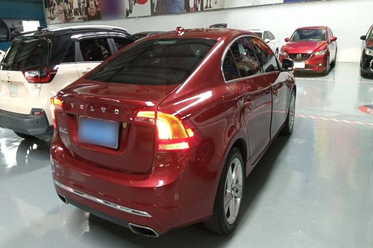 Used Volvo S60 2014 S60L T5 Intelligent Drive Edition Exterior 5
