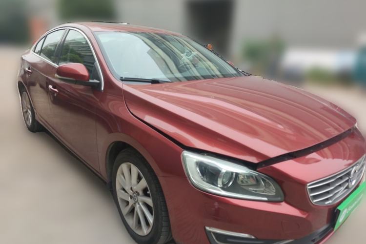 Used Volvo S60 2014 T5 Zhiyi Edition Front Right 45 Deg