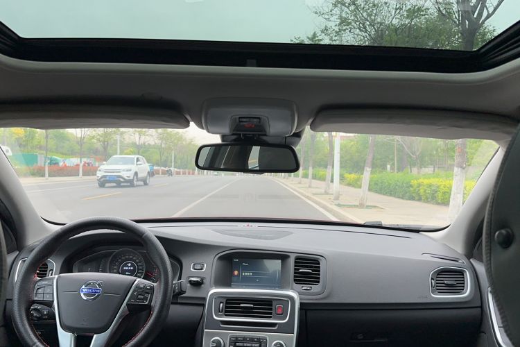 Used Volvo S60 2014 S60L 2.0T Zhiyuan Edition Headliner