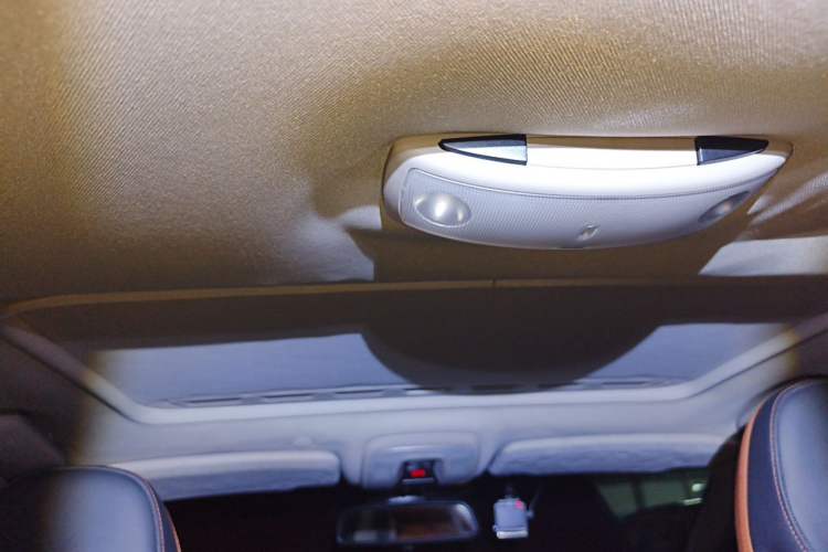 Used Volvo S60 2014 S60L 2.0T Zhiyuan Edition Headliner