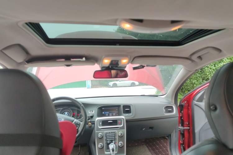 Used Volvo S60 2014 T5 Zhiyi Edition Headliner