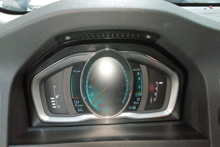 Used Volvo S60 2014 S60L T5 Intelligent Drive Edition Instrument Cluster