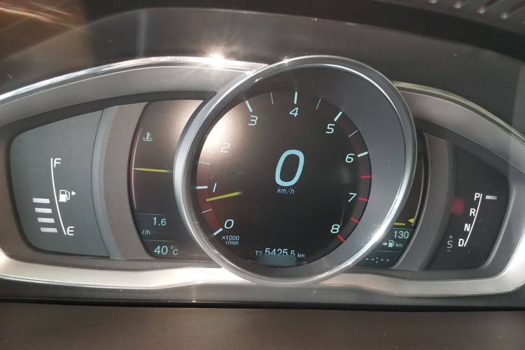 Used Volvo S60 2014 S60L T5 Intelligent Drive Edition Instrument Cluster