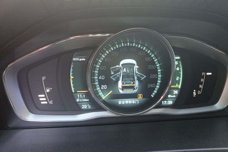 Used Volvo S60 2014 S60L T5 Intelligent Drive Edition Instrument Cluster
