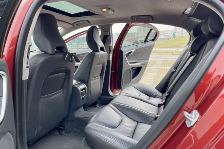 Used Volvo S60 2014 S60L T5 Intelligent Drive Edition Interior 3